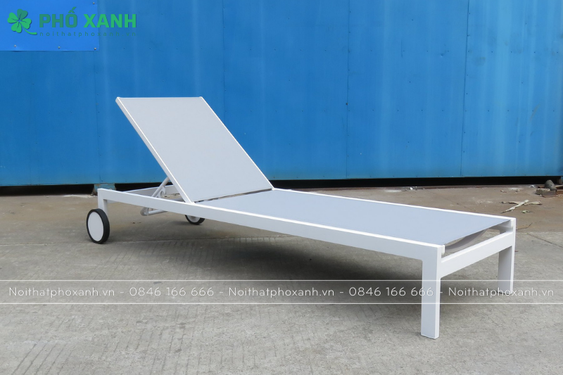 Làm sao chọn được ghế bể bơi đúng chuẩn?