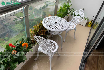 Tạo Không Gian Sống Mơ Ước Với Bàn Ghế Ban Công Ngoài Trời