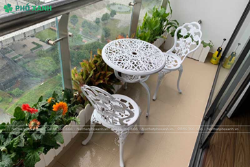 Tạo Không Gian Sống Mơ Ước Với Bàn Ghế Ban Công Ngoài Trời