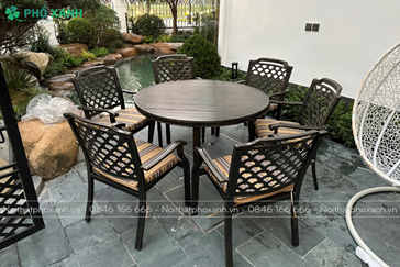 Bàn ghế sân vườn nhập khẩu: Đẹp, bền, sang trọng cho không gian ngoài trời