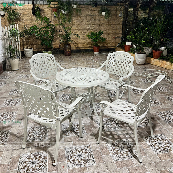Bộ bàn ghế nhôm đúc sân vườn,ban công mặt tròn BND-D78CRTK