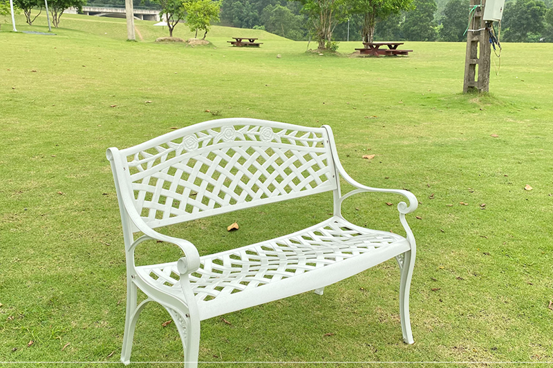 Ghế c&ocirc;ng vi&ecirc;n nh&ocirc;m đ&uacute;c s&acirc;n vườn ngo&agrave;i trời GCV-130HHT