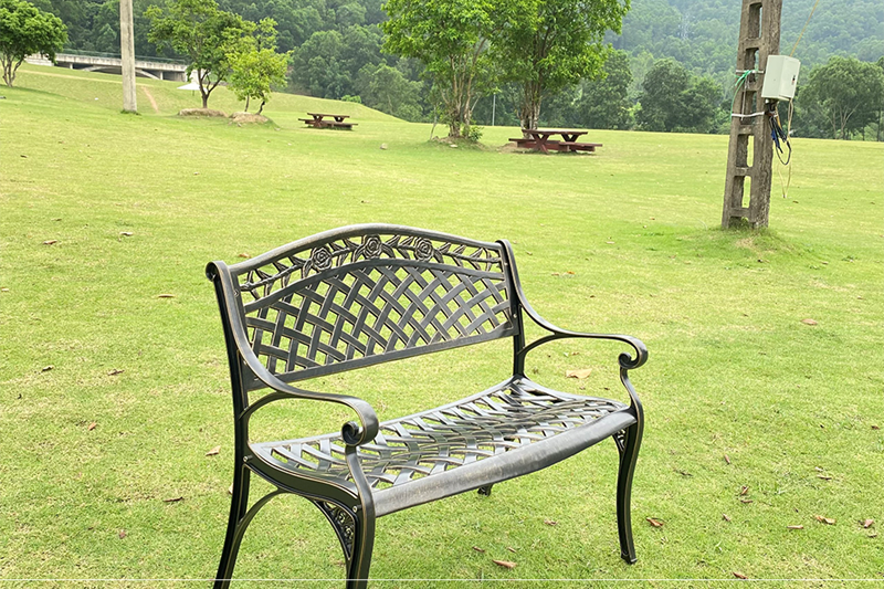 Ghế c&ocirc;ng vi&ecirc;n nh&ocirc;m đ&uacute;c s&acirc;n vườn ngo&agrave;i trời GCV-130HHD