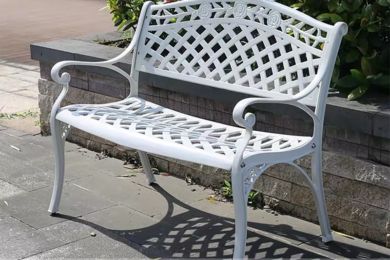 Ghế c&ocirc;ng vi&ecirc;n nh&ocirc;m đ&uacute;c s&acirc;n vườn ngo&agrave;i trời GCV-130HHT