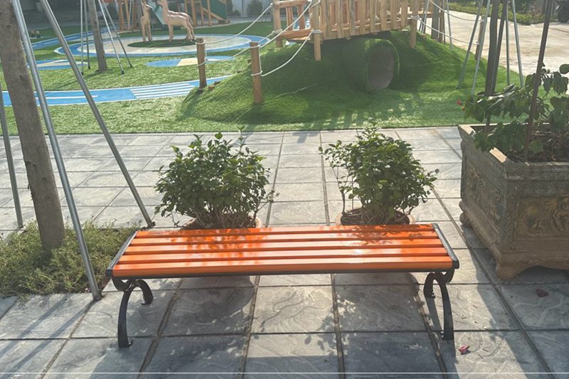 Ghế công viên không tựa nan gỗ