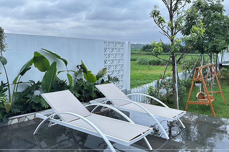 Ghế hồ bơi nh&ocirc;m đ&uacute;c mặt lưới Textilen tay vịn b&aacute;n nguyệt GL-BNT