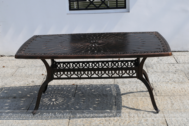 B&agrave;n nh&ocirc;m đ&uacute;c h&igrave;nh chữ nhật sang trọng