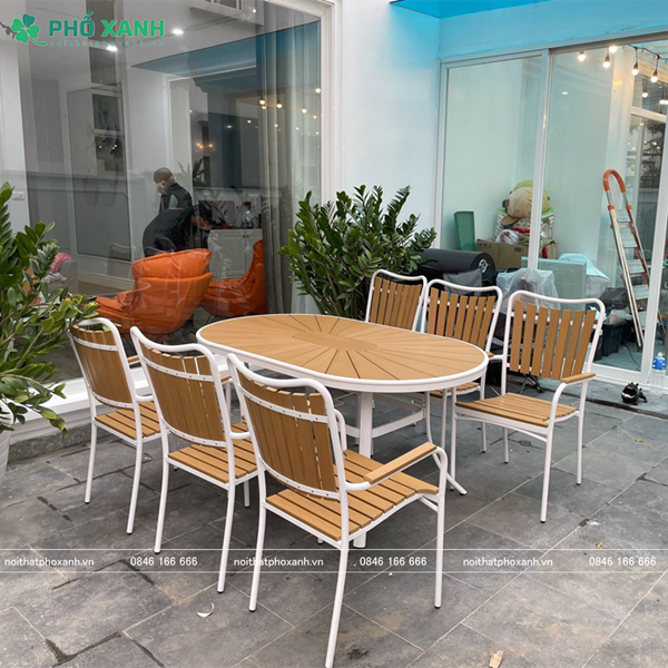 Bộ bàn ghế nhà hàng, cafe sân vườn chất liệu Composite nan màu vàng BCP-15090NGKD