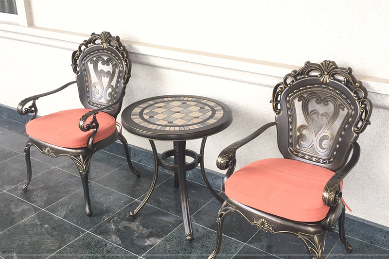 Bộ b&agrave;n ghế hợp kim nh&ocirc;m nhỏ mặt đ&aacute; BND-MD70TTD