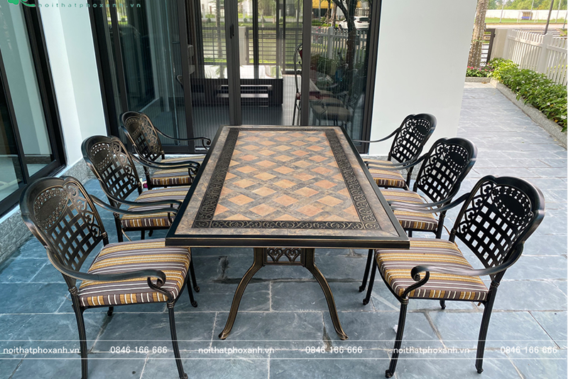 &nbsp;Bộ B&agrave;n Ghế Nh&ocirc;m Đ&uacute;c Mặt Đ&aacute;