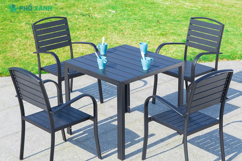 Tìm hiểu sự đa dạng của bàn ghế composite cho nhà hàng năm 2025